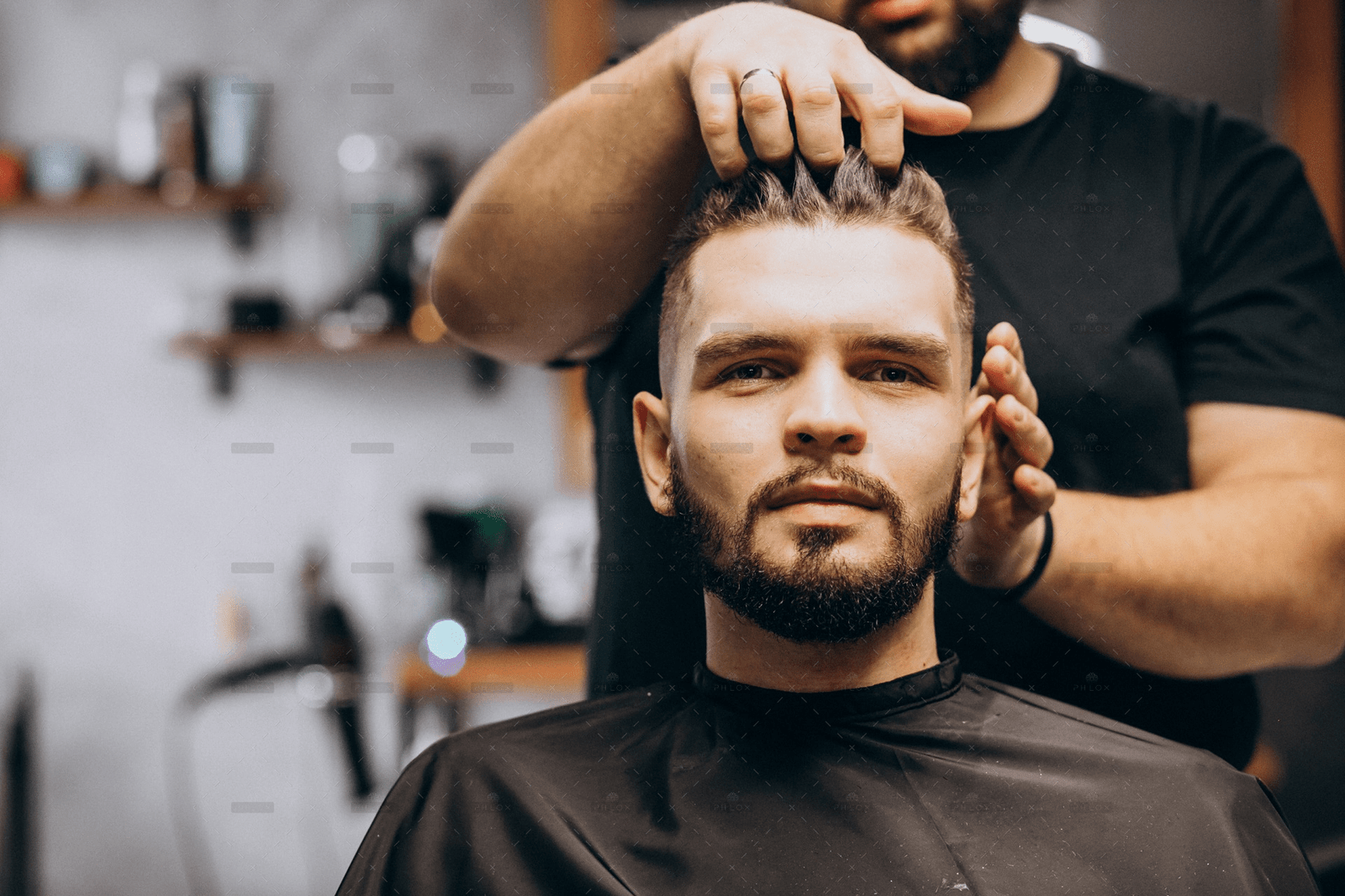 demo-attachment-870-hairdresser-barber-shop-styling-hair-client